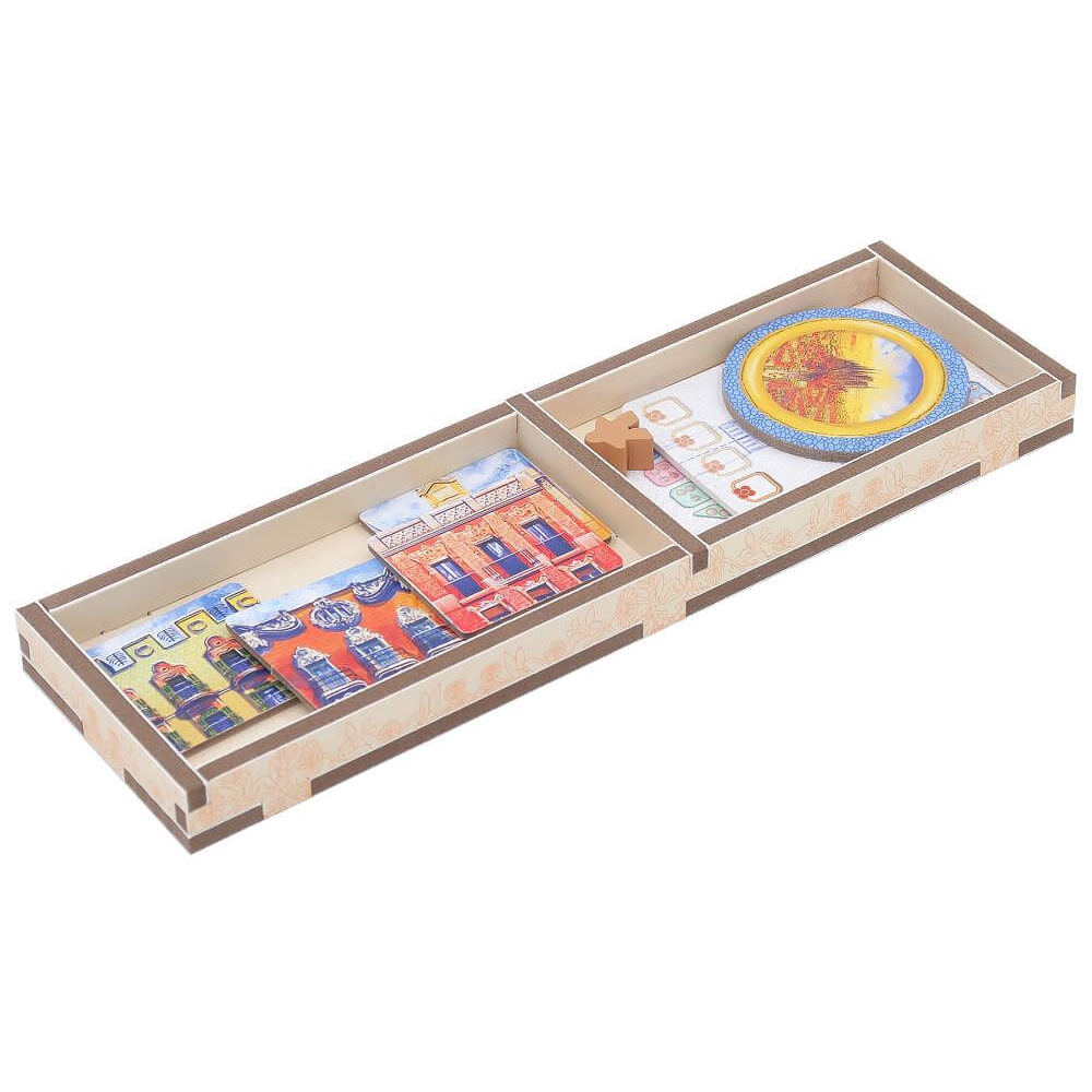 Box Insert Color: Barcelona