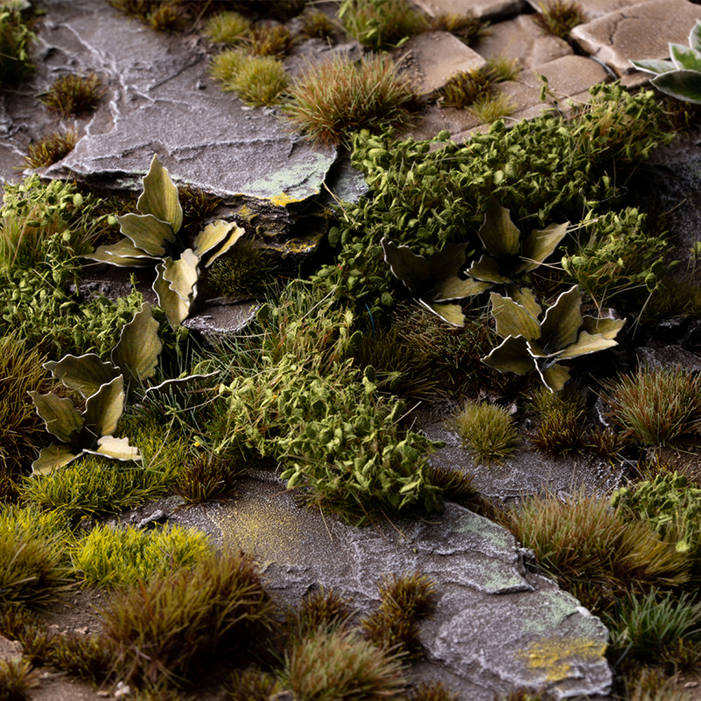 Gamers Grass Tufts: Dark Green Shrubs - Wild 6mm