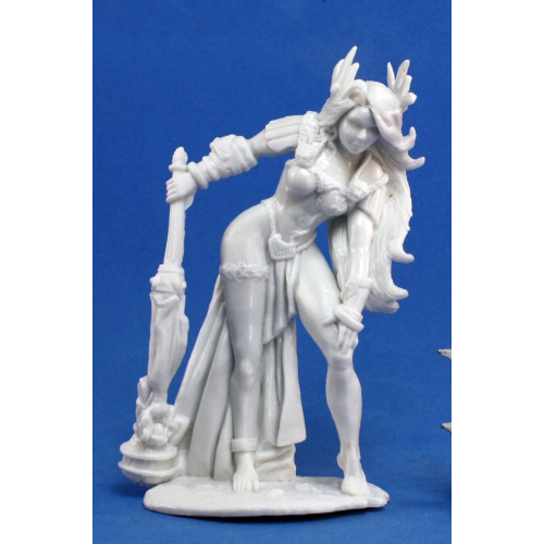 Dark Heaven Bones: Yephima, Female Cloud Giant