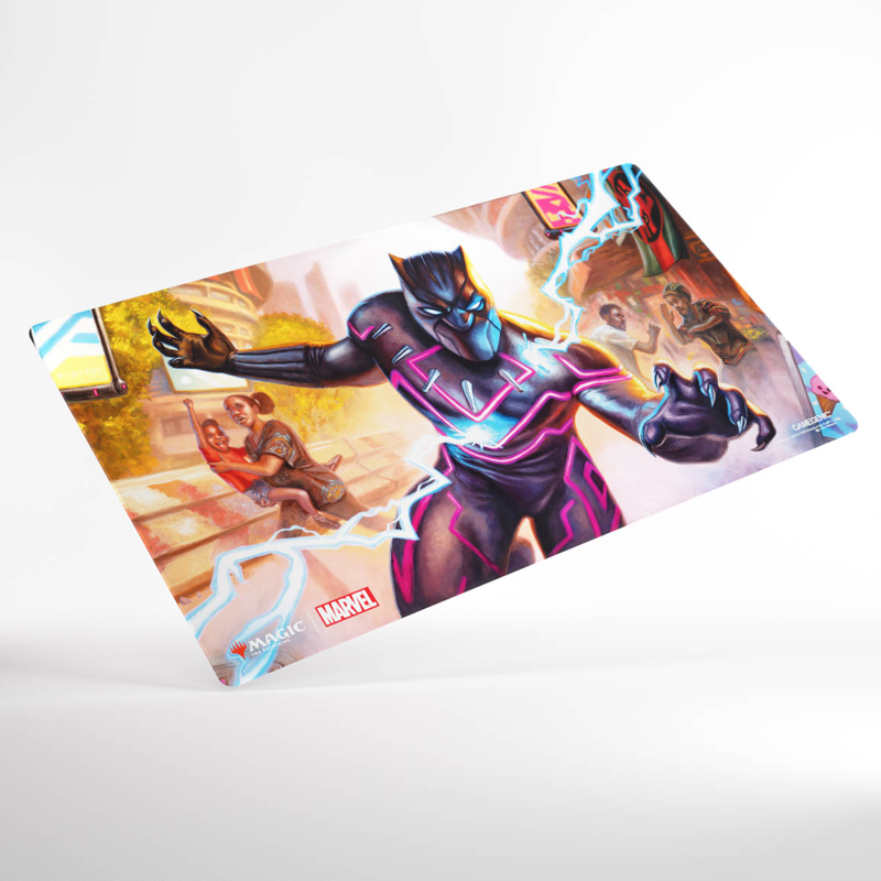 MTG Shiny Playmat: Marvel Super Heroes - Striking Black Panther