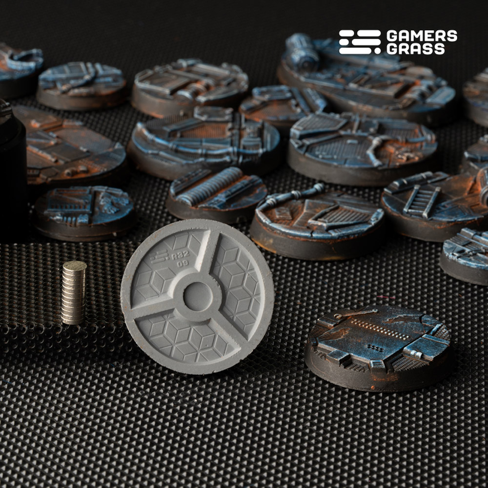 Battle Ready Bases: Spaceship Corridor - Round 32mm (8)